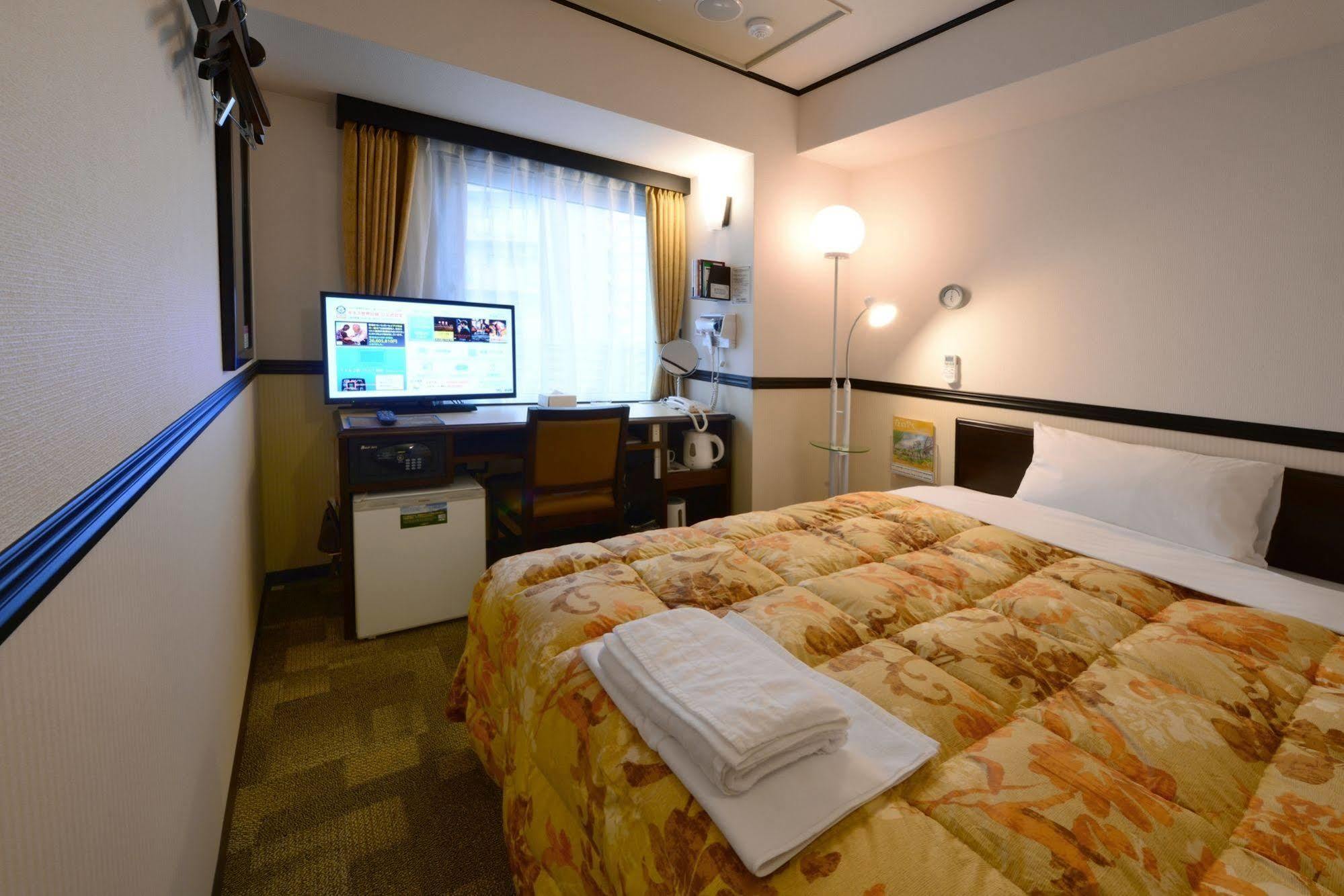 Toyoko Inn Shimonoseki Kaikyo Yume Tower Экстерьер фото