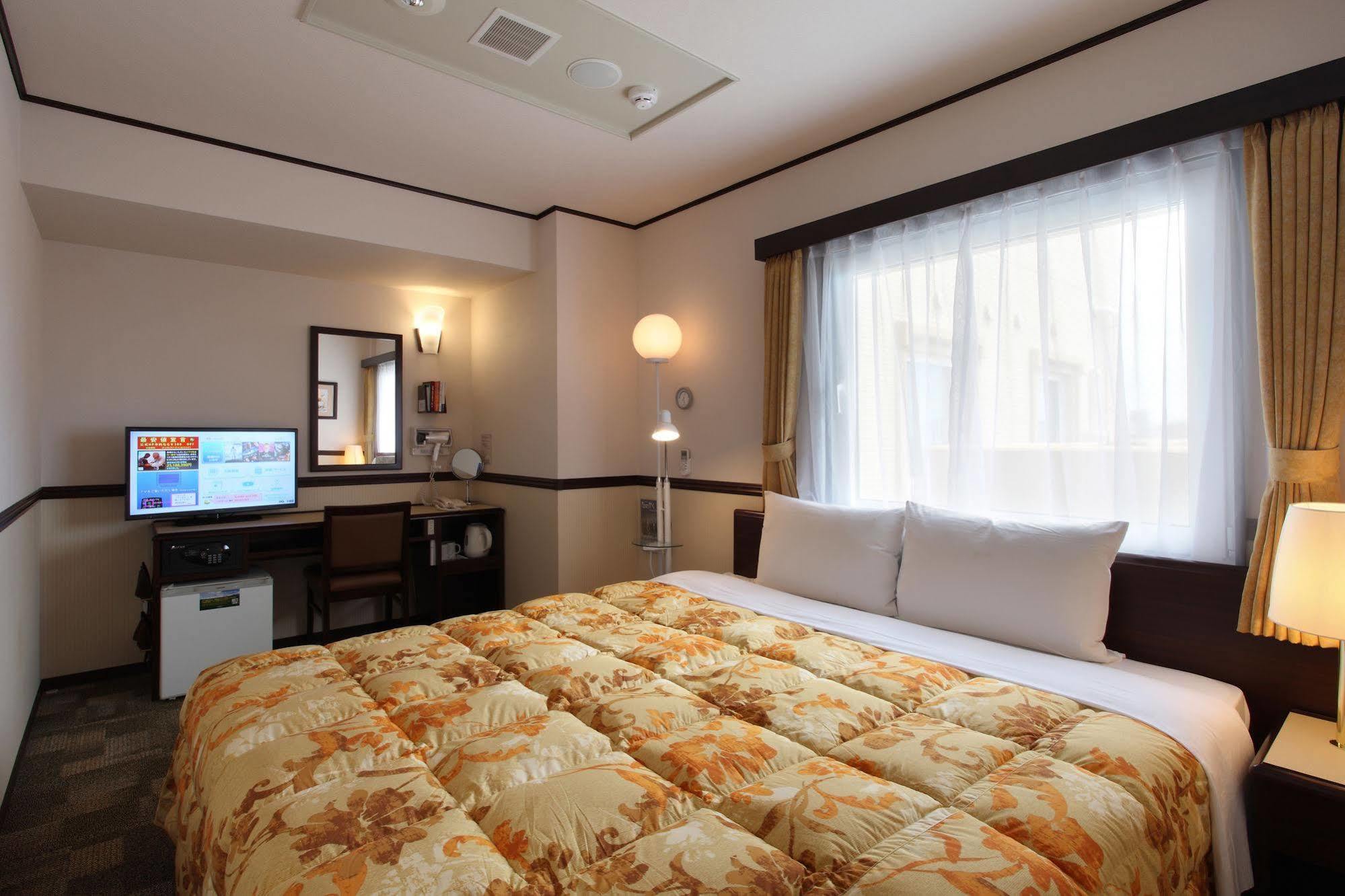 Toyoko Inn Shimonoseki Kaikyo Yume Tower Экстерьер фото